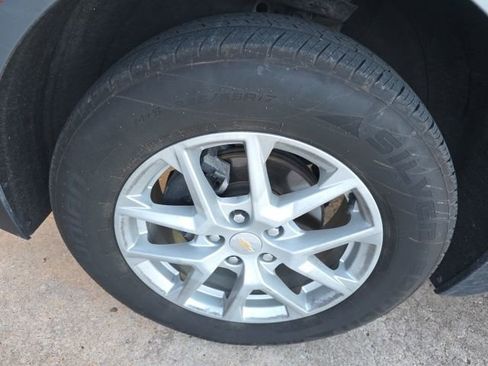 Used 2023 Chevrolet Equinox LT image 10