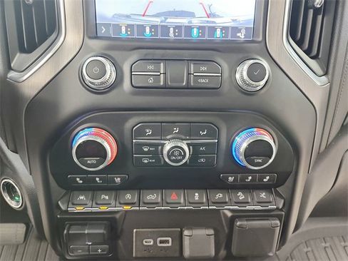 Used 2019 GMC Sierra 1500 Denali w/ Denali Ultimate Package image 32