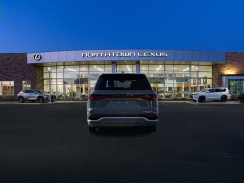 Used 2025 Lexus TX 500h AWD image 25