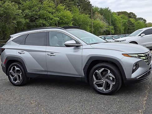 Certified 2023 Hyundai Tucson Limited AWD/4WD image 2