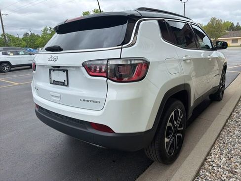 Used 2023 Jeep Compass Limited AWD/4WD image 11