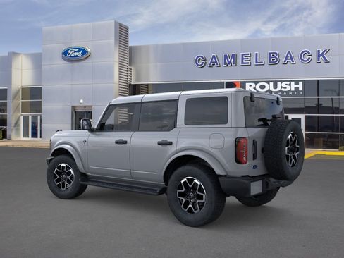 New 2026 Ford Bronco Outer Banks AWD/4WD image 4
