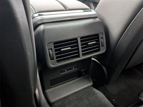 Used 2023 Land Rover Range Rover Velar R-Dynamic S image 13