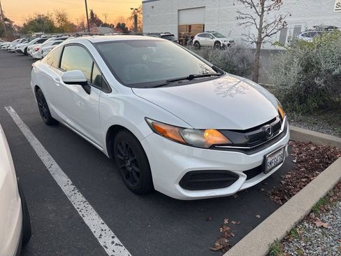 Used 2014 Honda Civic LX image 5