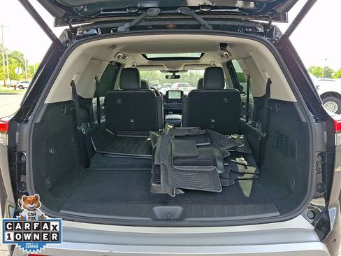Used 2023 Nissan Pathfinder Platinum AWD/4WD image 31