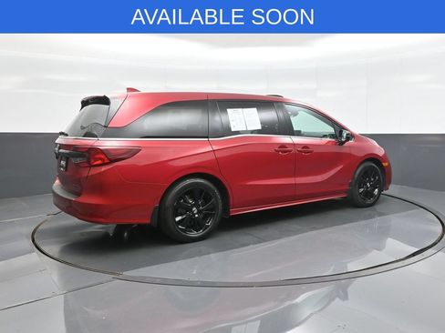 Used 2024 Honda Odyssey Sport image 7