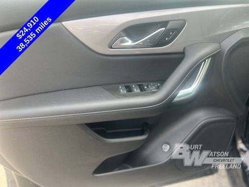 Used 2024 Chevrolet Blazer LT w/ Convenience Package image 11