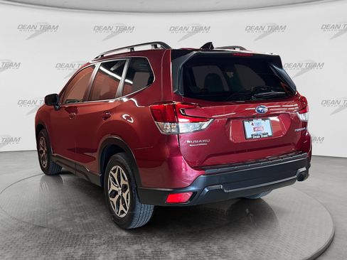 Certified 2024 Subaru Forester Premium AWD/4WD image 6