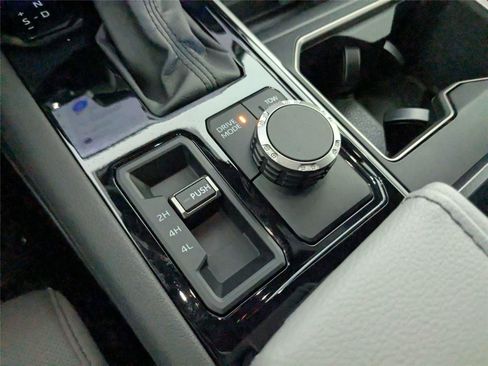 Certified 2026 Toyota Tundra Limited AWD/4WD image 21