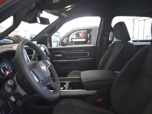 New 2026 RAM 2500 Big Horn AWD/4WD image 24