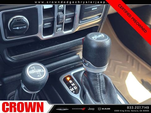 Certified 2018 Jeep Wrangler Unlimited Sahara AWD/4WD image 25