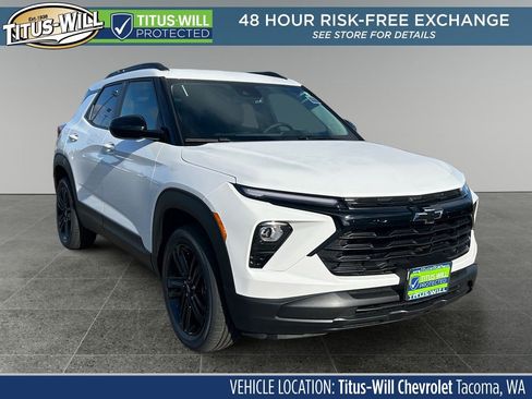 New 2026 Chevrolet TrailBlazer LT w/ Convenience Package AWD/4WD image 1