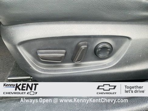 Used 2018 Toyota Camry XSE image 24