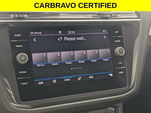 Used 2022 Volkswagen Tiguan SE AWD/4WD image 20