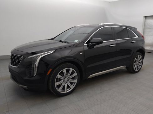 Used 2020 Cadillac XT4 Premium Luxury w/ Driver Awareness Package image 2