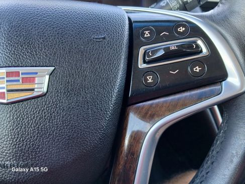 Used 2016 Cadillac XTS Luxury FWD image 8
