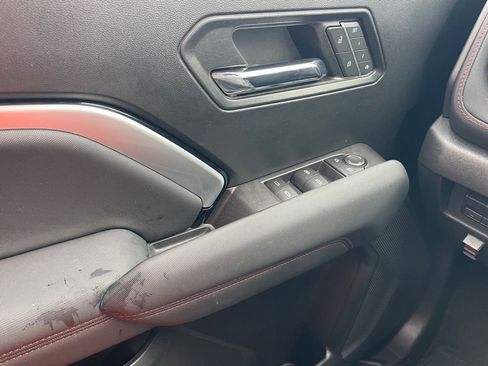 Used 2023 Chevrolet Colorado Z71 w/ Z71 Convenience Package 2 image 19