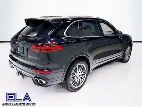 Used 2016 Porsche Cayenne Turbo image 8