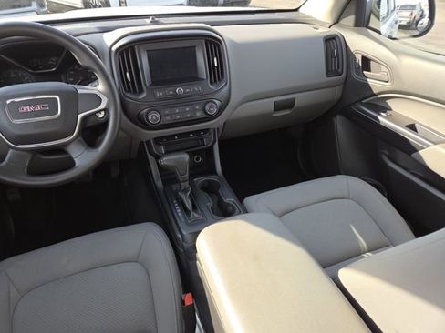 Certified 2020 GMC Canyon 2WD Crew Cab w/ Convenience Package image 26