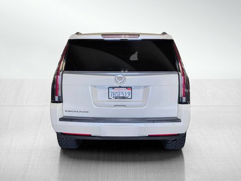 Used 2015 Cadillac Escalade Premium AWD/4WD image 6