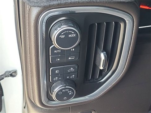 Used 2020 Chevrolet Silverado 1500 RST w/ All-Star Edition image 18