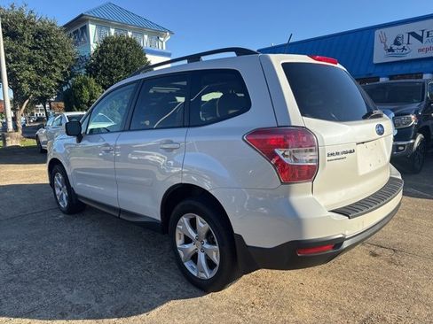 Used 2015 Subaru Forester 2.5i Premium w/ All-Weather Package image 7