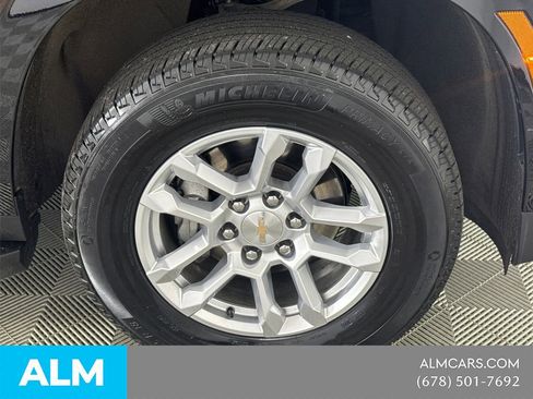 Used 2025 Chevrolet Tahoe LT AWD/4WD image 16