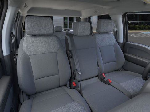 New 2026 Ford F250 XLT w/ FX4 Off-Road Package image 10