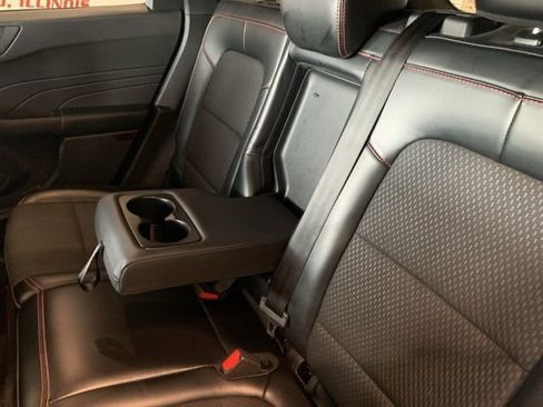 Used 2023 Ford Escape ST-Line FWD image 28