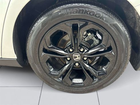 Used 2025 Honda Accord SE image 8