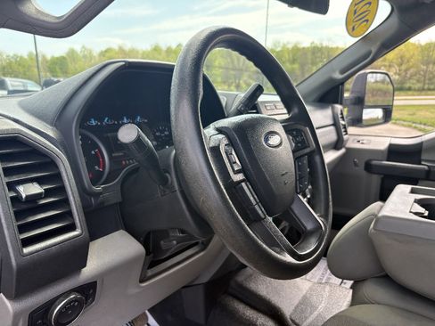 Used 2021 Ford F450 XL w/ STX Appearance Package image 31