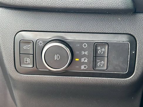 Used 2023 Ford Escape SE w/ Class II Trailer Tow Package image 23