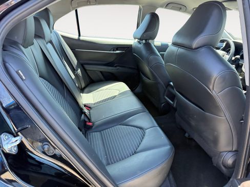Used 2024 Toyota Camry SE FWD image 18