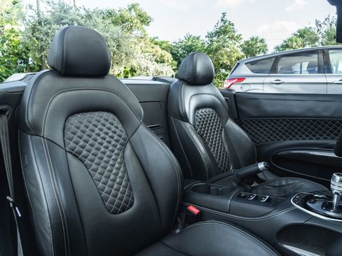 Used 2015 Audi R8 V10 image 21