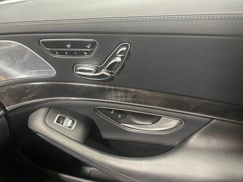 Used 2018 Mercedes-Benz S 560 4MATIC Sedan image 27
