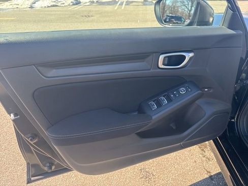 Used 2023 Honda Civic Sport image 13