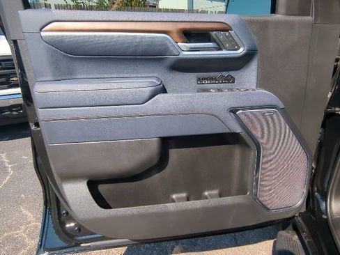 New 2025 Chevrolet Silverado 1500 High Country w/ High Country Premium Package image 12