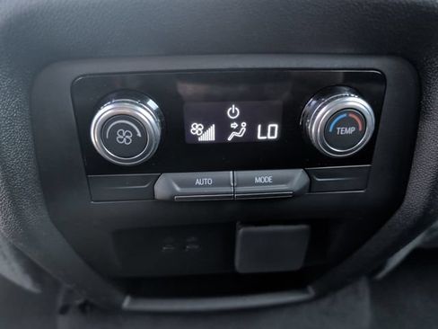 Used 2026 GMC Acadia Elevation w/ Elevation Premium Package FWD image 29