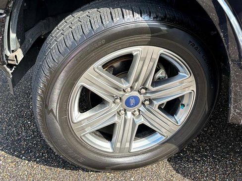 Used 2019 Ford F150 Lariat image 54