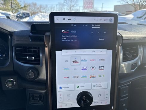 Used 2023 Ford F150 Lightning Lariat w/ Equipment Group 511A High image 17