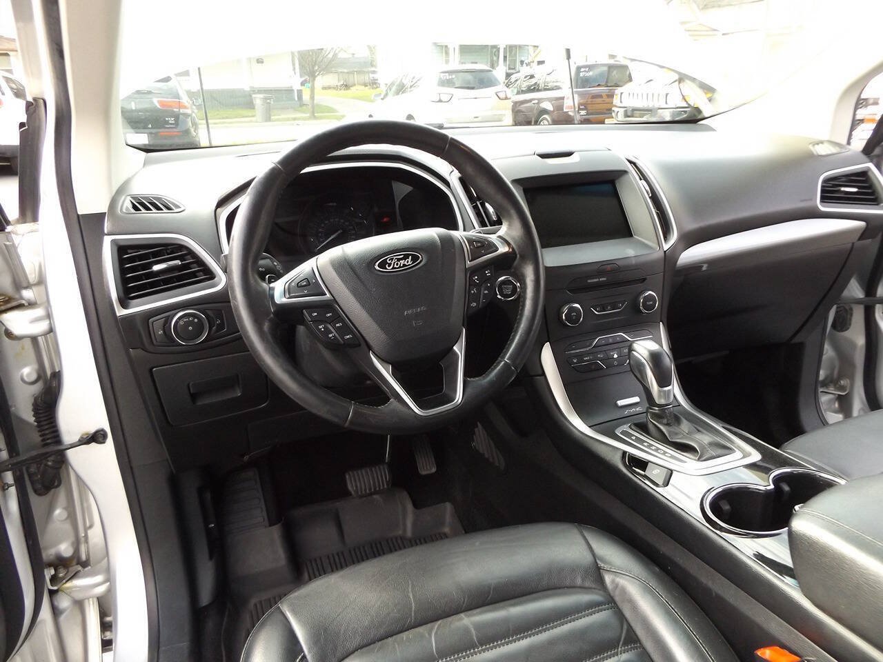 Used 2017 Ford Edge SEL w/ Equipment Group 201A AWD/4WD image 15