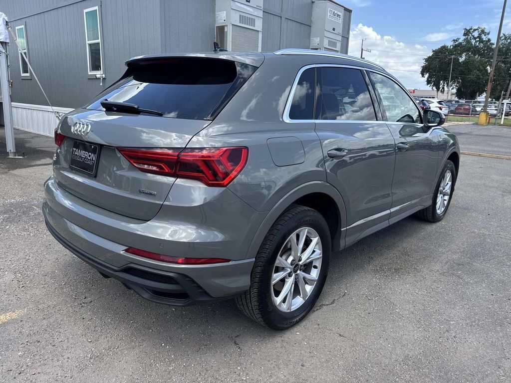 Used 2025 Audi Q3 2.0T Premium AWD/4WD image 8