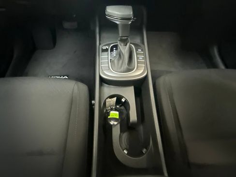 New 2027 Hyundai Kona SE FWD image 17