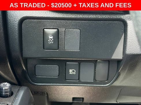 Used 2021 Toyota Tacoma SR AWD/4WD image 19