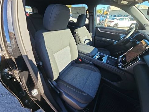 New 2026 GMC Acadia Elevation w/ LPO, Floor Liner Package AWD/4WD image 18