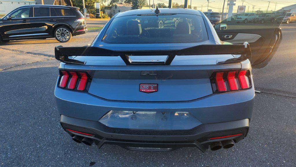 Used 2025 Ford Mustang GT Premium w/ 60th Anniversary Package RWD image 5