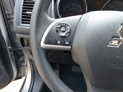Used 2025 Mitsubishi Outlander Sport ES AWD/4WD image 13