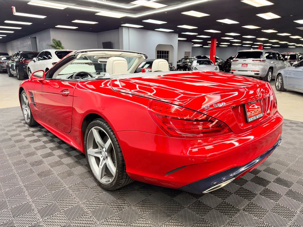 Used 2017 Mercedes-Benz SL 550 w/ Driver Assistance Package image 11