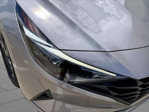 Used 2023 Hyundai Elantra SEL FWD image 26