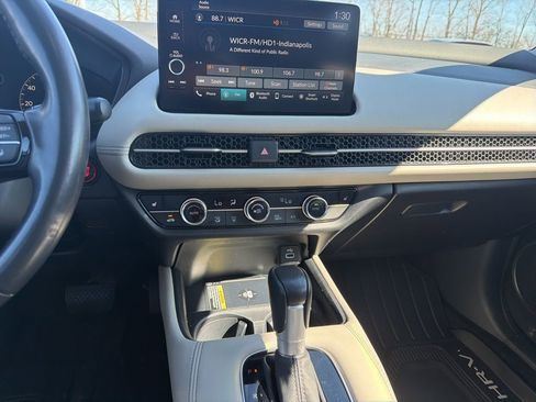 Certified 2023 Honda HR-V EX-L image 16